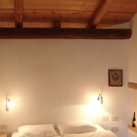 Nocleg ze śniadaniem La Tinassara 2*