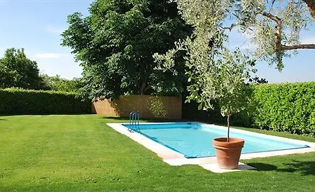 Nocleg ze śniadaniem La Tinassara 2*