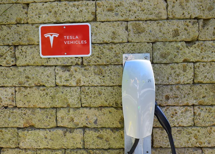 La Tinassara Bed and Breakfast Λατζίζε