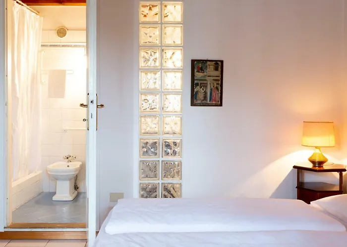 La Tinassara Bed and Breakfast 2*