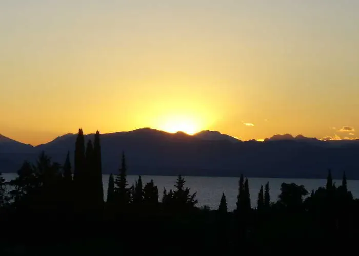 La Tinassara Bed and Breakfast 2*