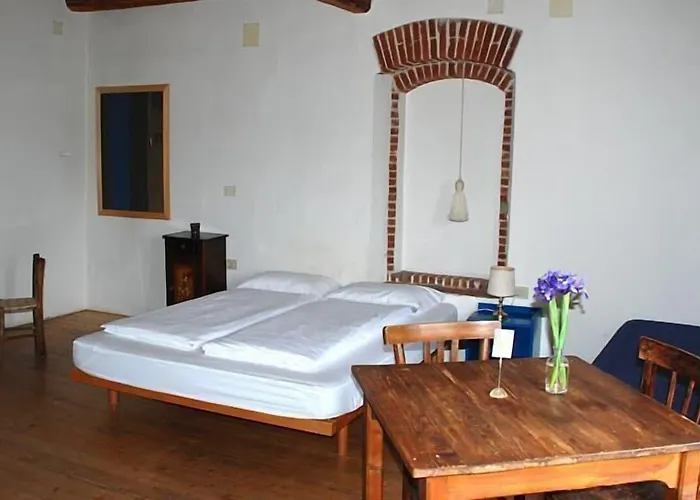 La Tinassara فندق مبيت وإفطار