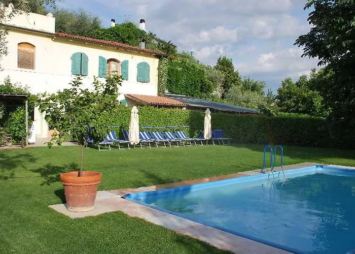 La Tinassara 2* لاتيزي