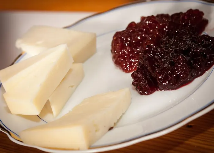 La Tinassara 2* لاتيزي